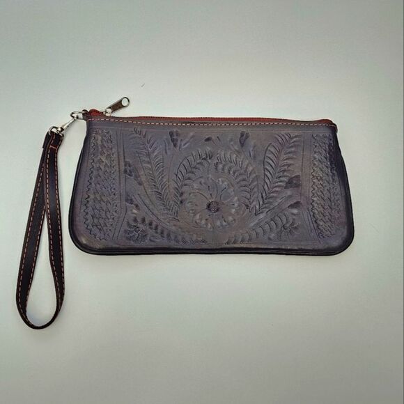 Leather embossed brown clutch wristlet - Picture 1 of 5